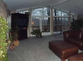 1242 Cambridge Pl, Circleville, OH 43113