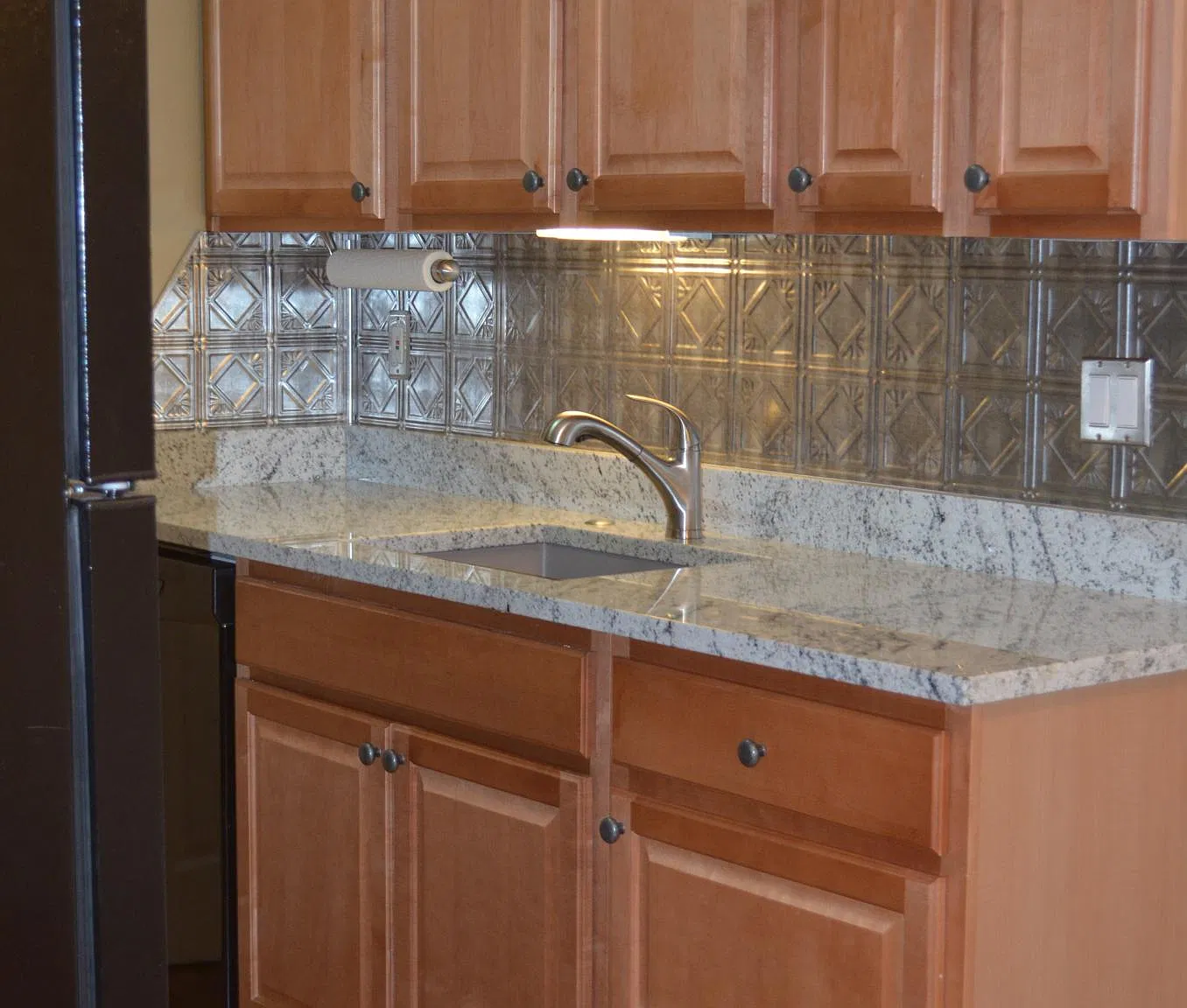 501 Golden Cir — Photo 1