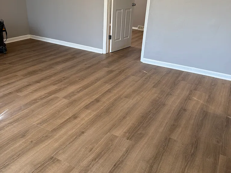 16302 Plymouth Dr — Photo 7