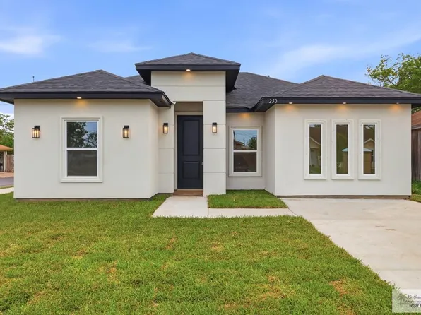 1250 Fresno St, San Benito, TX 78586