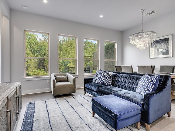 2nd image of 13501 Metric Blvd #22