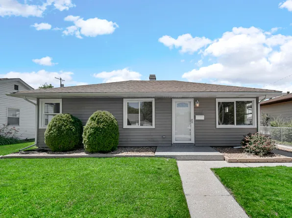 6738 Olcott Ave, Hammond, IN 46323