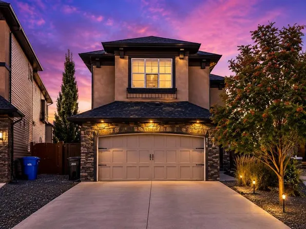 78 E Cranarch Vw SE, Calgary, AB T3M 2J3