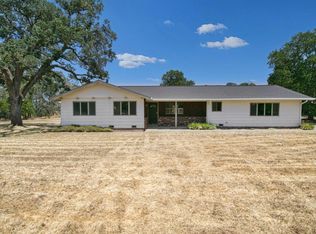 12535 Peach Ln, Wilton, CA 95693