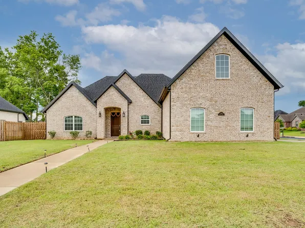 1100 Brandon Way, Bentonville, AR 72713