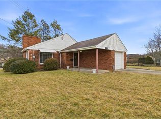 2001 Cypress Dr, White Oak, PA 15131