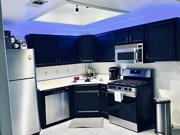 4th image of 9470 Peace Way Unit 210