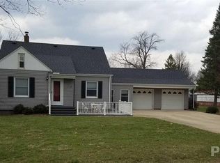 115 W Rohman St, Metamora, IL 61548