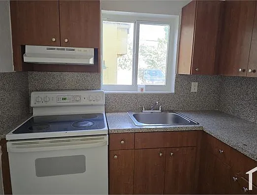 2 bed, $2,300 — Photo 4