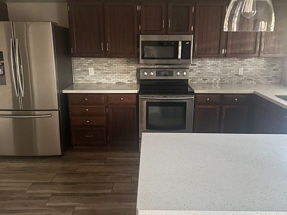 4th image of 2801 W Charleston Ave