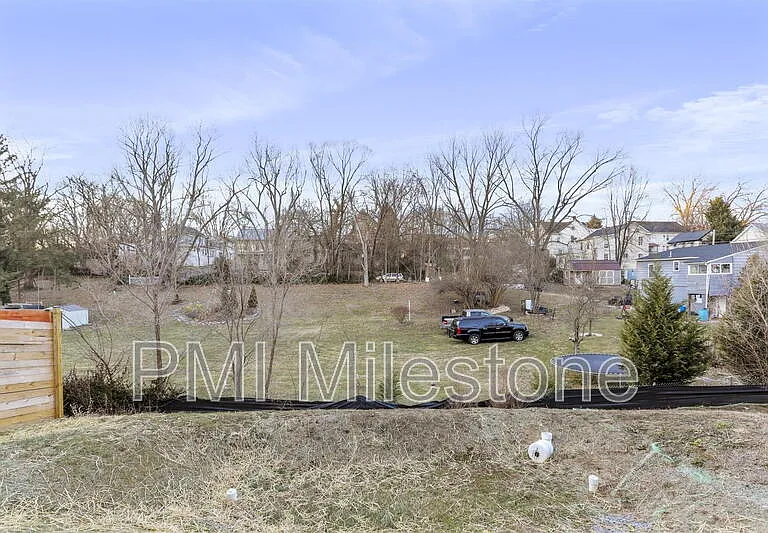 530 N 3rd St #A — Photo 42