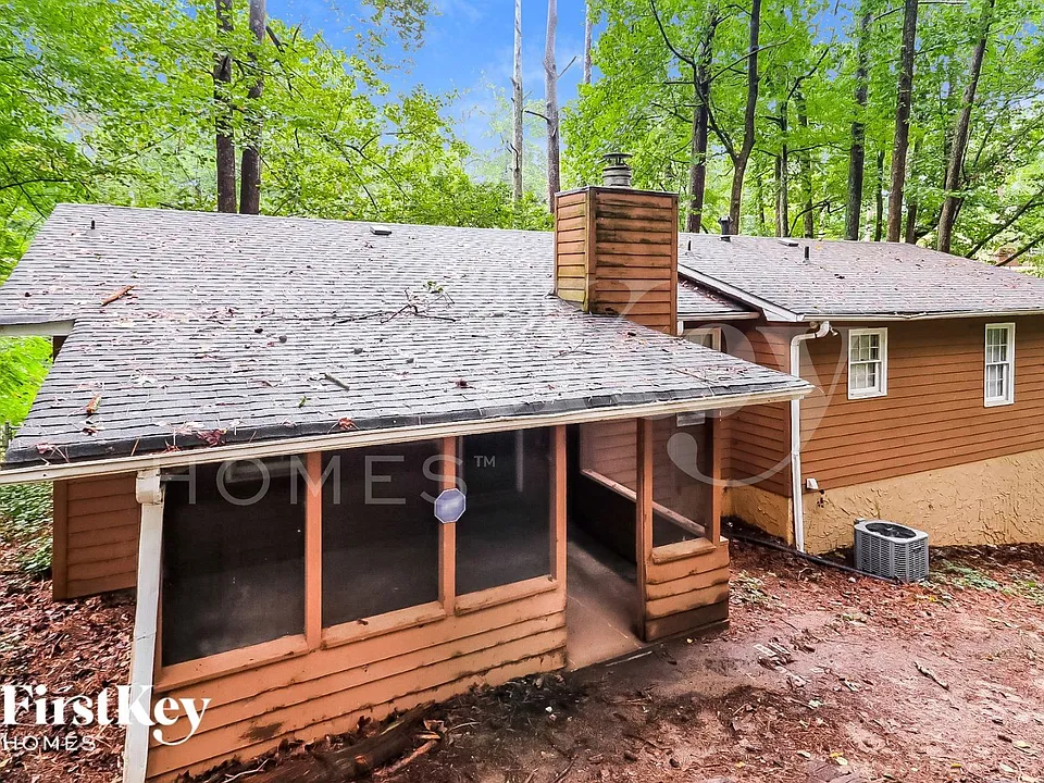 211 Burnie Rd