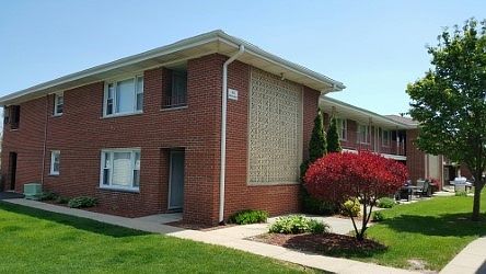 1st image of 101 Dover Dr APT 7