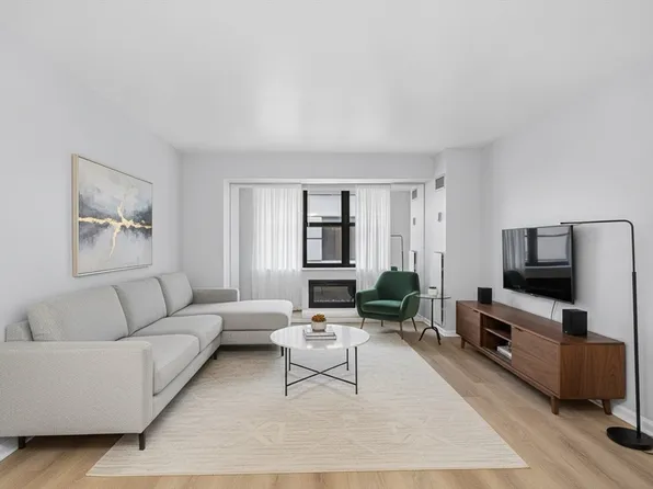 170 Tremont St APT 204, Boston, MA 02111