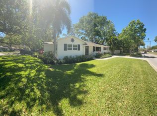 515 San Salvador Dr, Dunedin, FL 34698