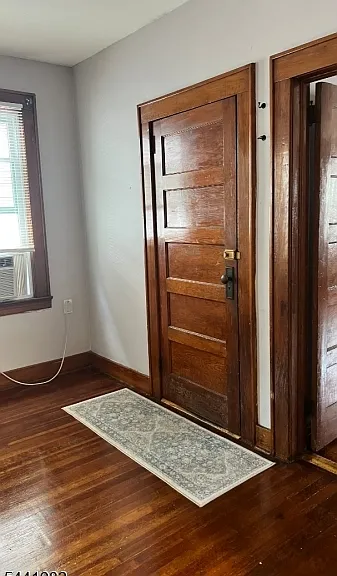 52 Christie Ave — Photo 7