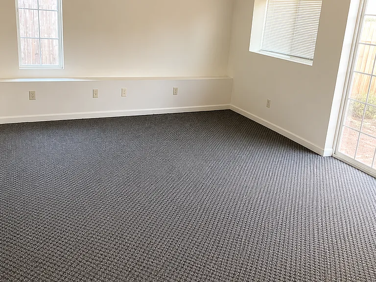 1032 Castlewood Dr — Photo 11