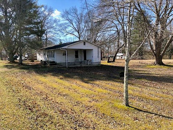 3rd image of 4153 Highland Ln