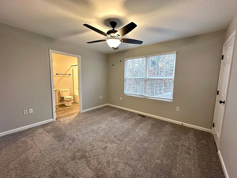 Fox Springs Condos — Photo 57