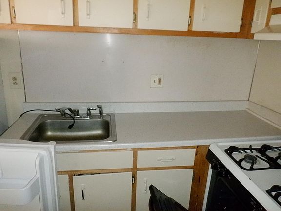 3rd image of 66 Atlantic St #102