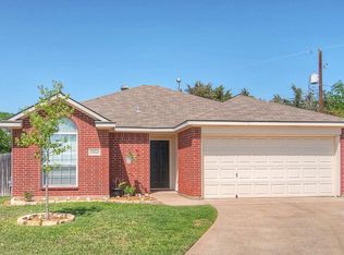 2802 Allen Ridge Dr, Bryan, TX 77802