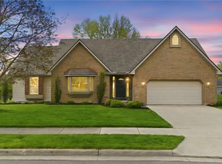 1536 Brook Park Dr, Troy, OH 45373