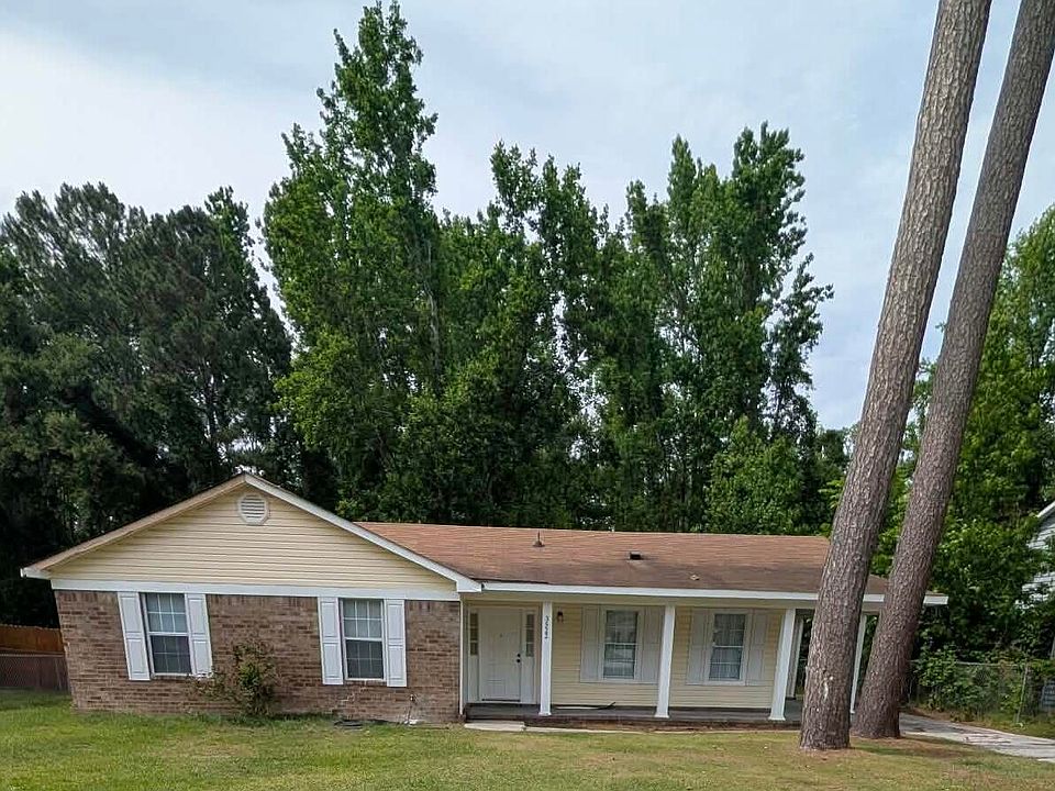 1st image of 3522 Stoney Brook Road