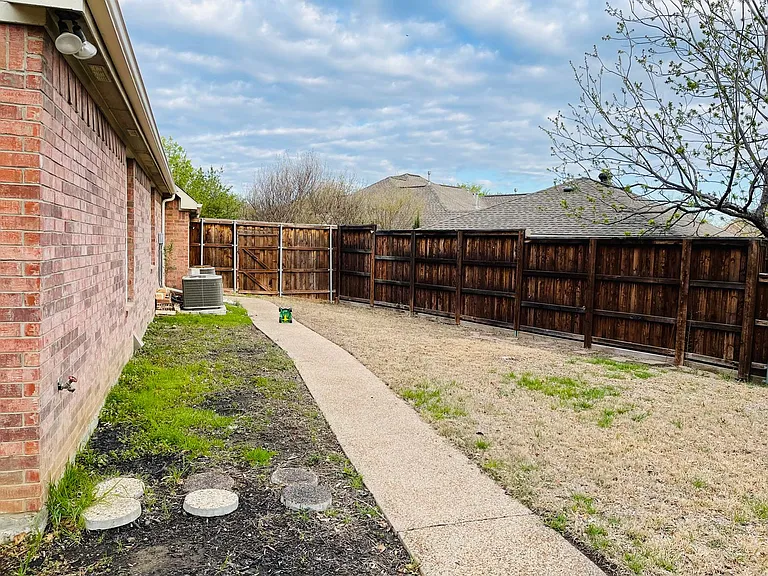 5 Parkway Ct — Photo 54