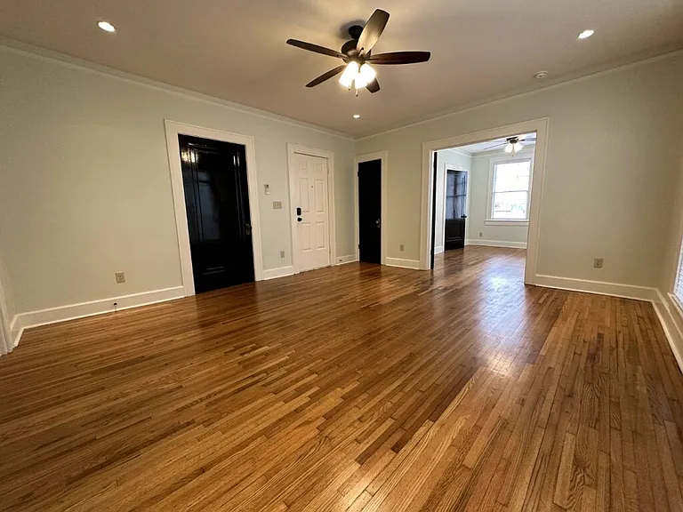 1107 Cumberland St #1 — Photo 4