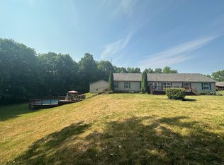 19360 Hampshire Rd, Utica, OH 43080