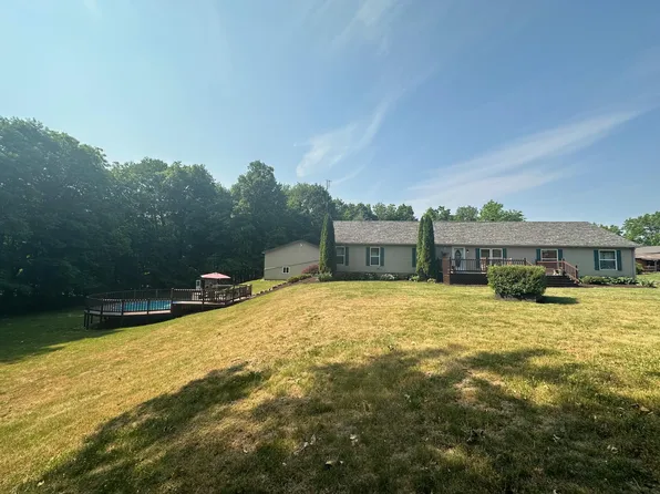 19360 Hampshire Rd, Utica, OH 43080