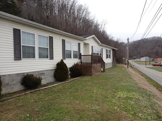 1st image of 1260 Lakeville Rd