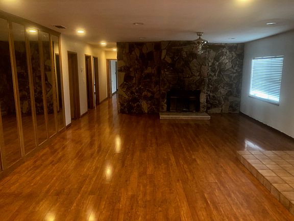 4th image of 628 Williams Ave