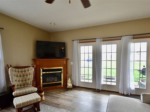 3rd image of 179 Saint Charles Pl