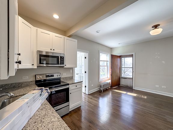 5th image of 1266 W Montrose Ave Unit F-4