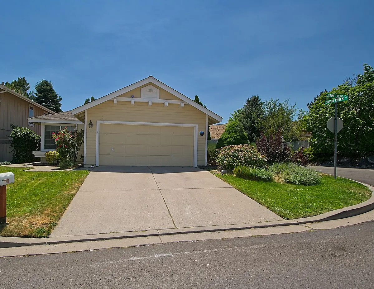 2880 Alpine Creek Rd photo 1