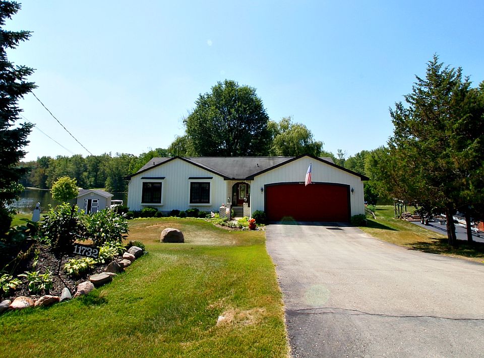 1st image of 11732 Crooked Ln