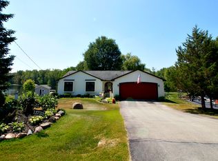 11732 Crooked Ln, South Lyon, MI