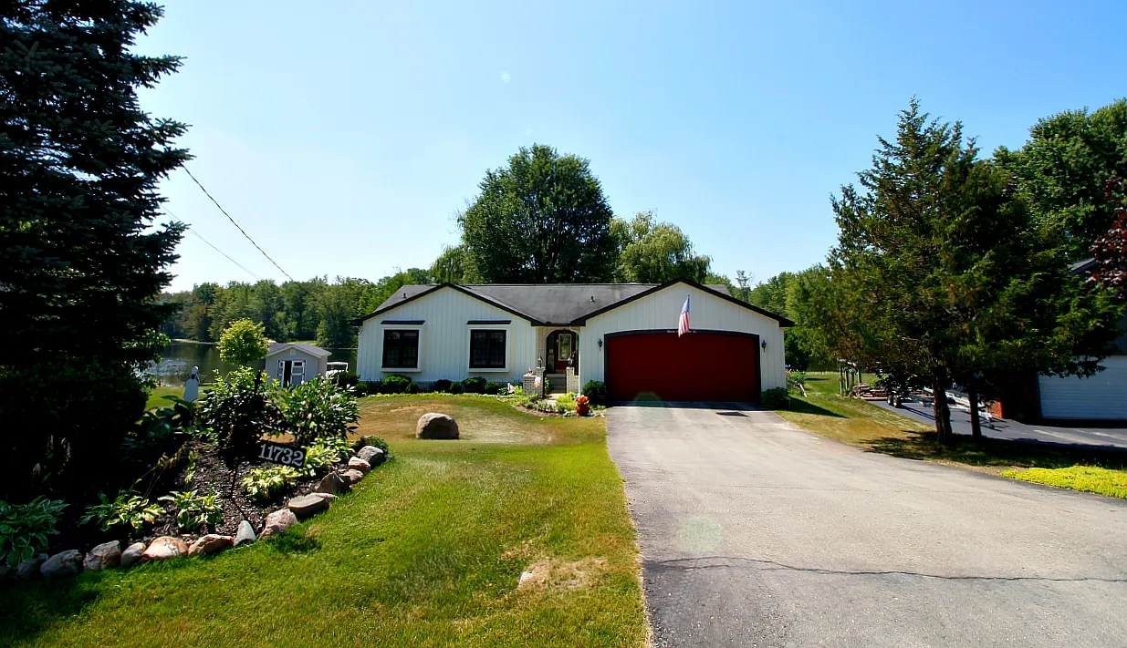 11732 Crooked Ln photo 1