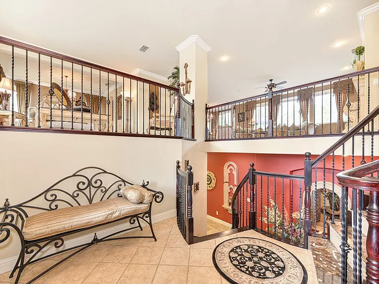 1676 Stronsay Ct — Photo 7