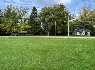 235-7 Haglund Rd, Burns Harbor, IN 46304