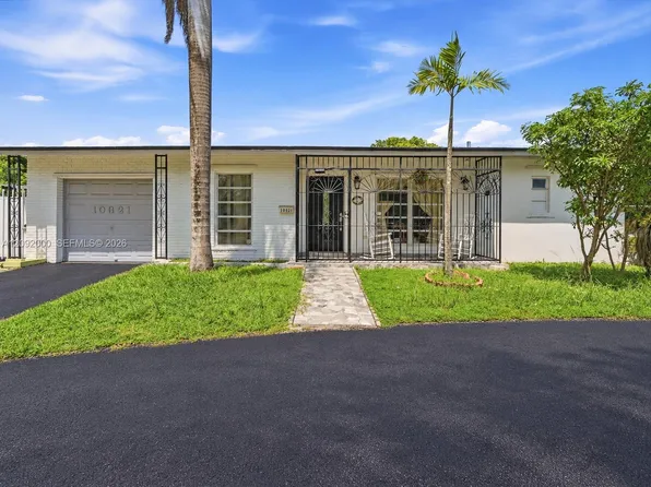 10321 Fairway Heights Blvd, Miami, FL 33157