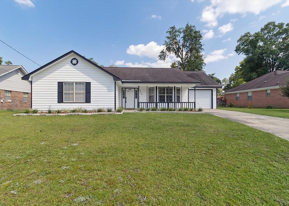 1st image of 756 Robin Hood Dr