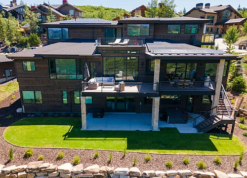 3385 Solamere Dr Photo 1