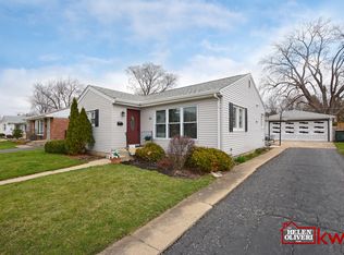 67 S Cumberland Pkwy, Des Plaines, IL 60016