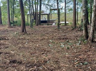 305 Portland Park Rd, Freeport, FL 32439