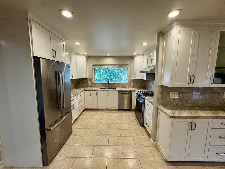 1405 Antonio Ln — Photo 5