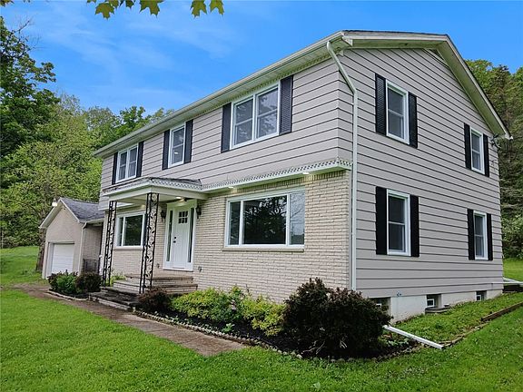 2nd image of 8688 Hayes Hollow Rd