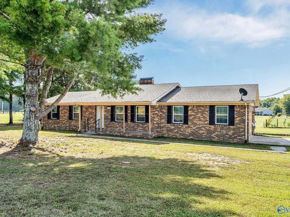 122 Phillips Rd, Hazel Green, AL 35750