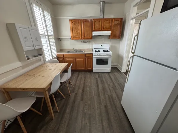 1430 W 25th St #1/2, Los Angeles, CA 90007